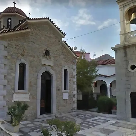 Sam's View Heart - Beautiful With Backyard