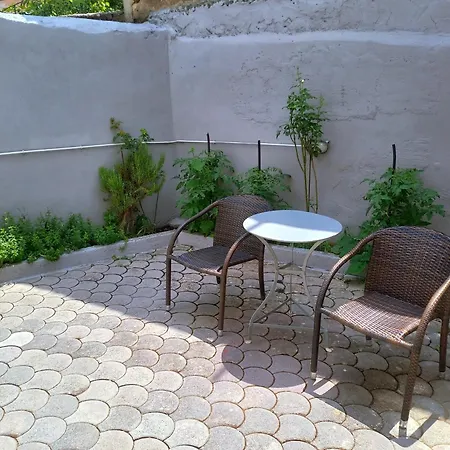 Sam's View Heart - Beautiful With Backyard *