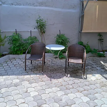 Sam's View Heart - Beautiful With Backyard