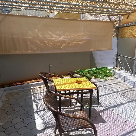Sam's View Heart - Beautiful With Backyard * Trípoli