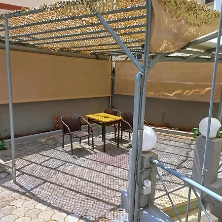 Sam's View Heart - Beautiful With Backyard *