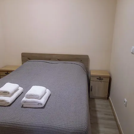 Sam's View Heart - Beautiful With Backyard Appartamento Tripoli