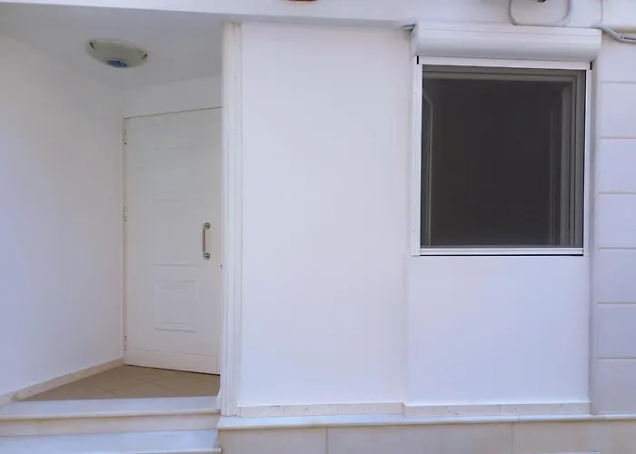 Sam's View Heart - Beautiful With Backyard Τρίπολη