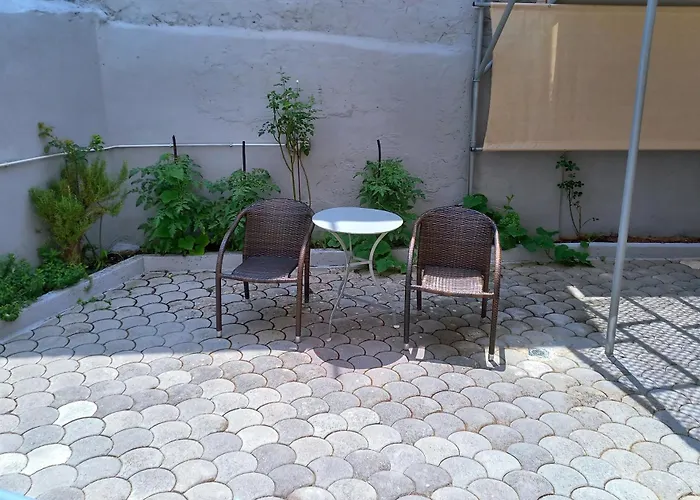 Sam's View Heart - Beautiful With Backyard