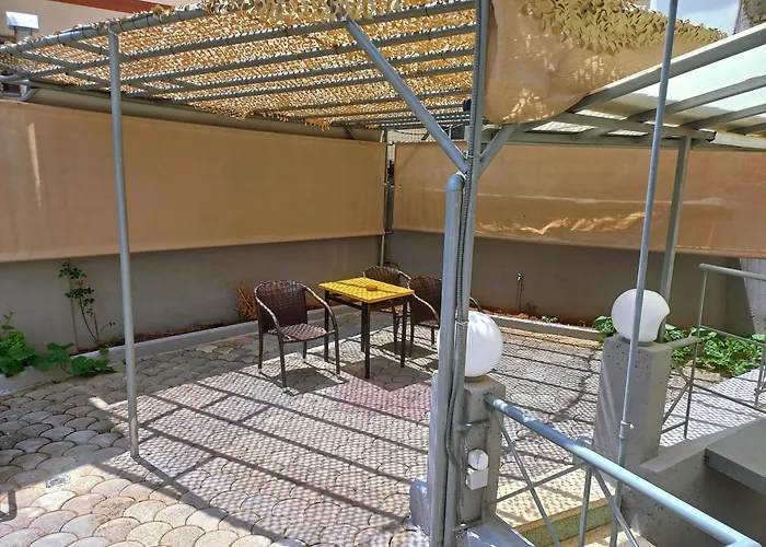 Sam's View Heart - Beautiful With Backyard *