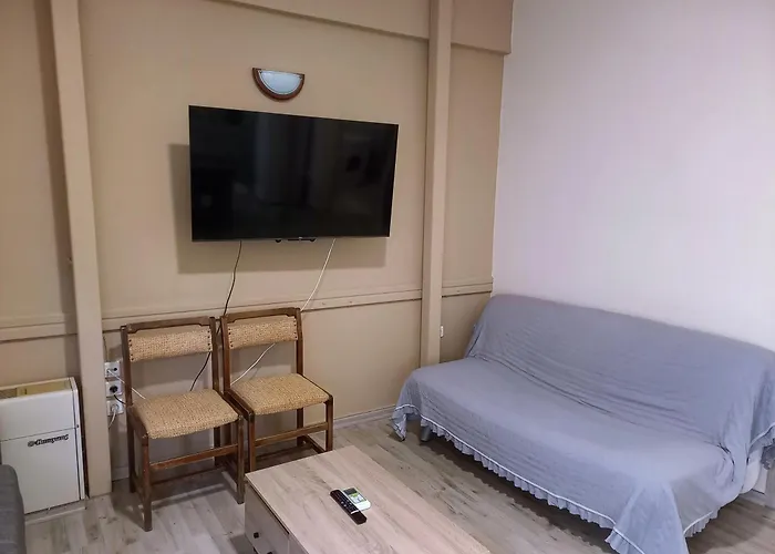 Sam's View Heart - Beautiful With Backyard Apartamento *