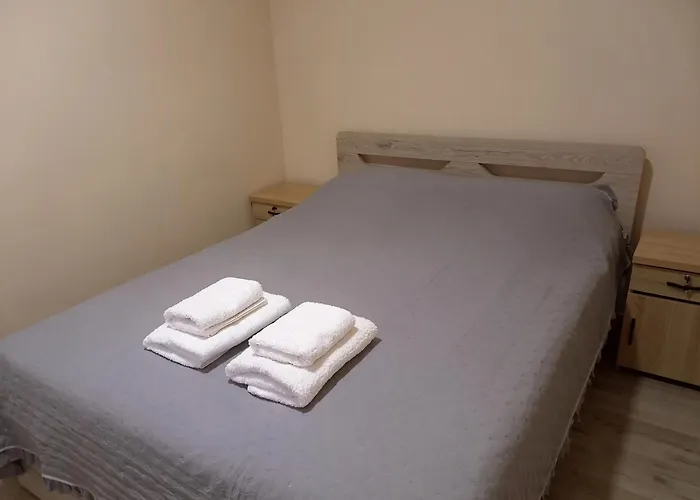 Sam's View Heart - Beautiful With Backyard Διαμέρισμα Τρίπολη